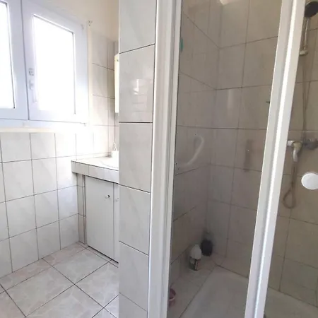 Maison Vue Et Wifi A 550m De La De Trestraou A - Ref 501